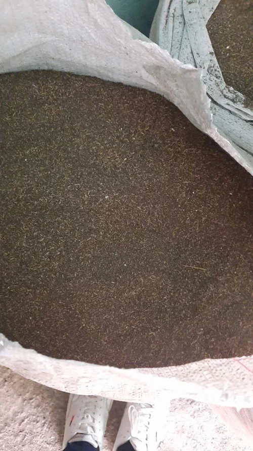 VVC ورمی کمپوست (تغذیه گیاه)